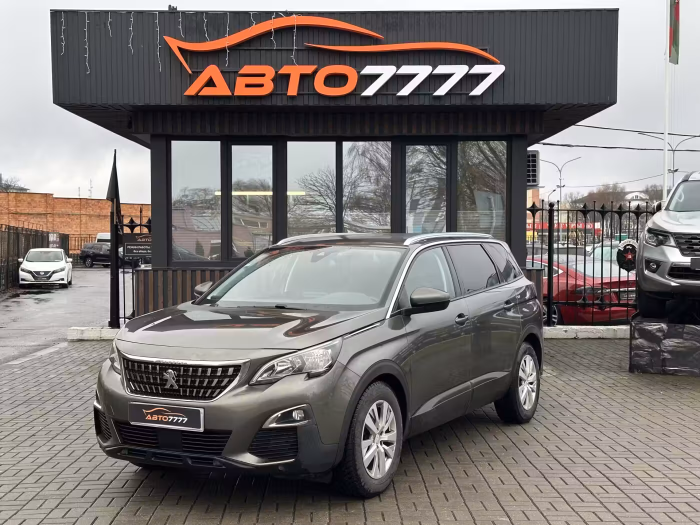 Peugeot 5008 фото 5