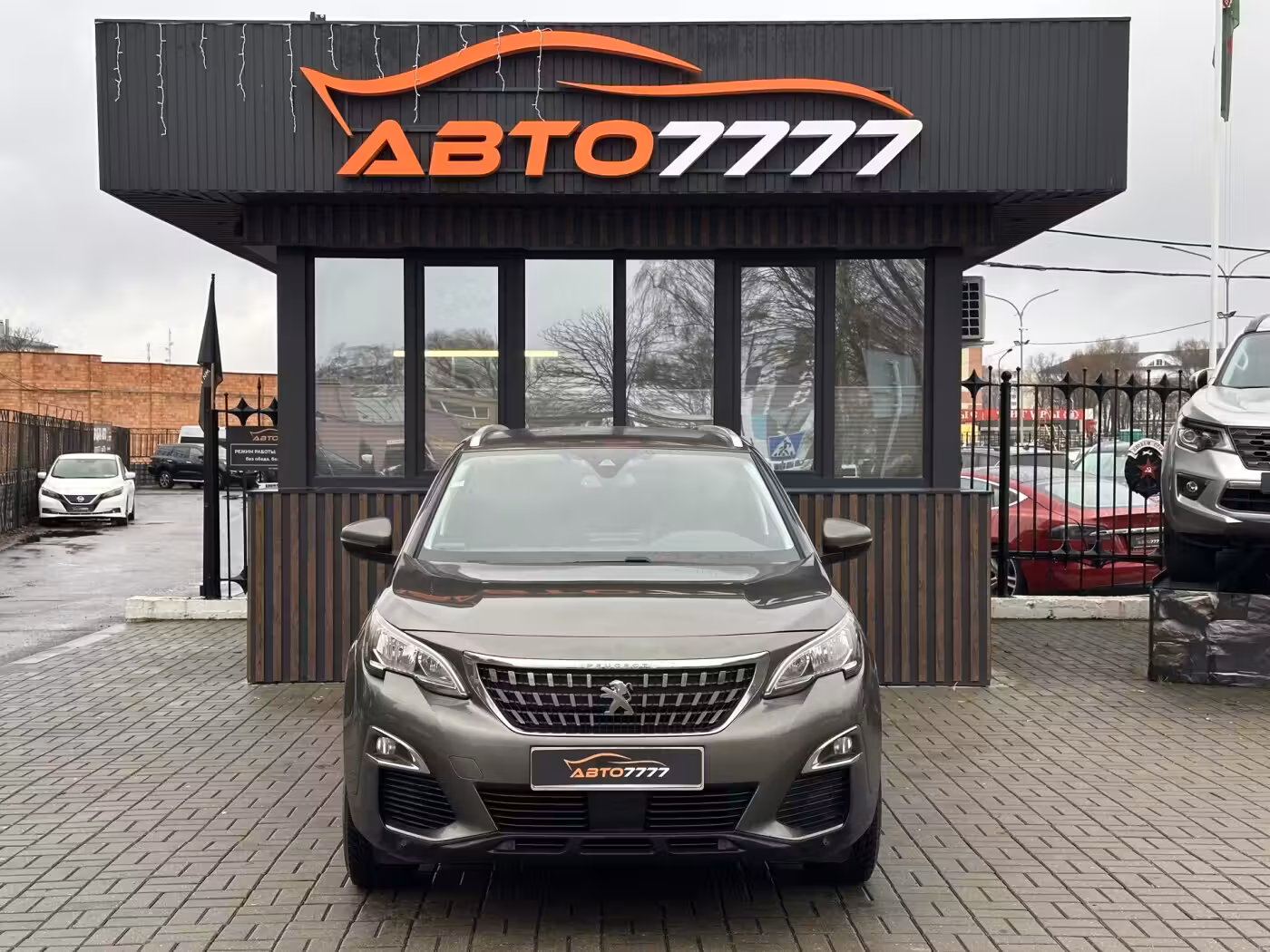 Peugeot 5008 фото 6