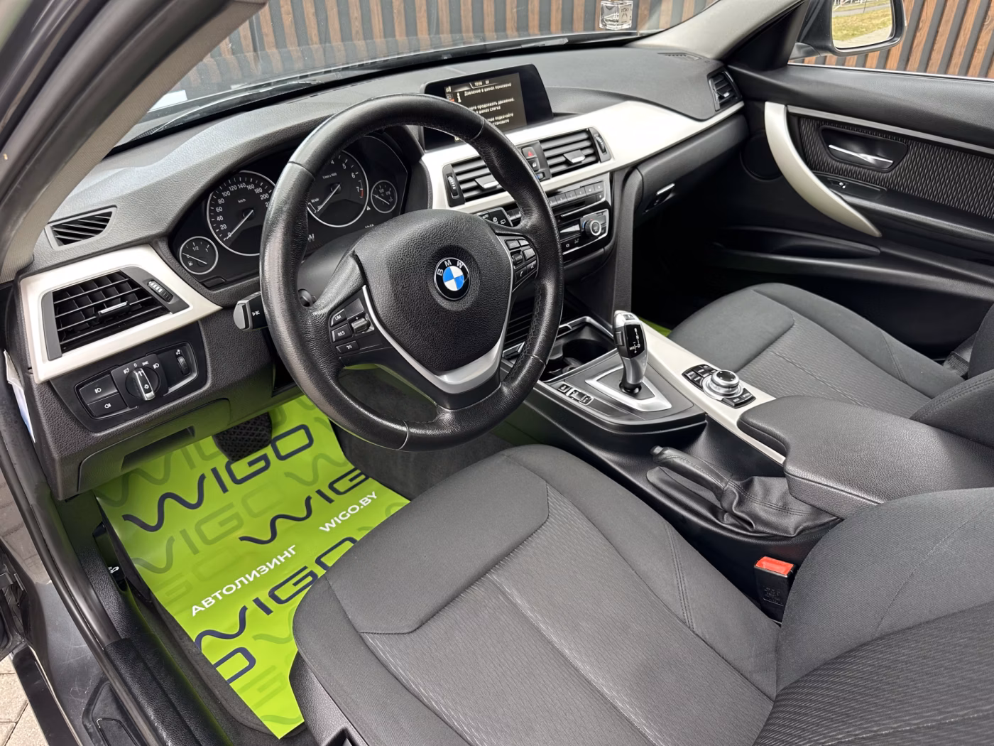 BMW 3 серия фото 9