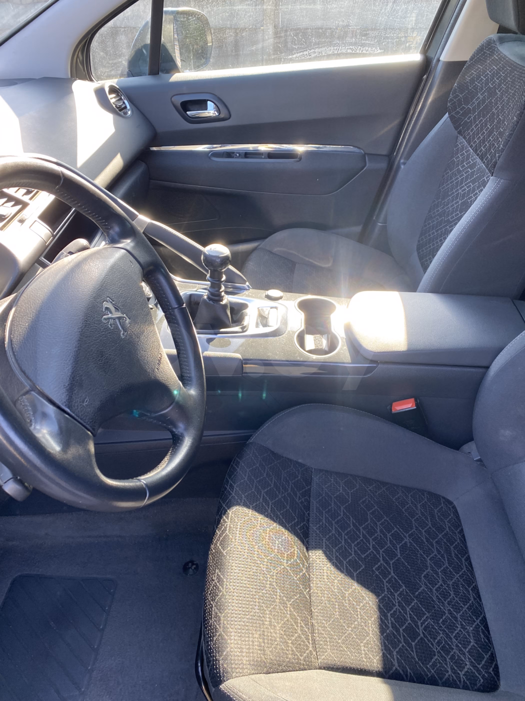 Peugeot 3008 фото 10