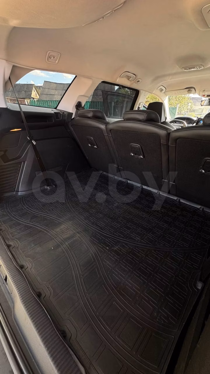 Peugeot 5008 фото 13