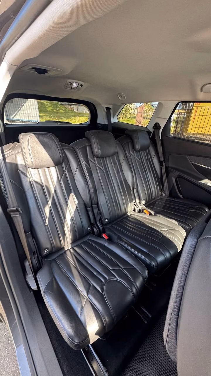 Peugeot 5008 фото 18