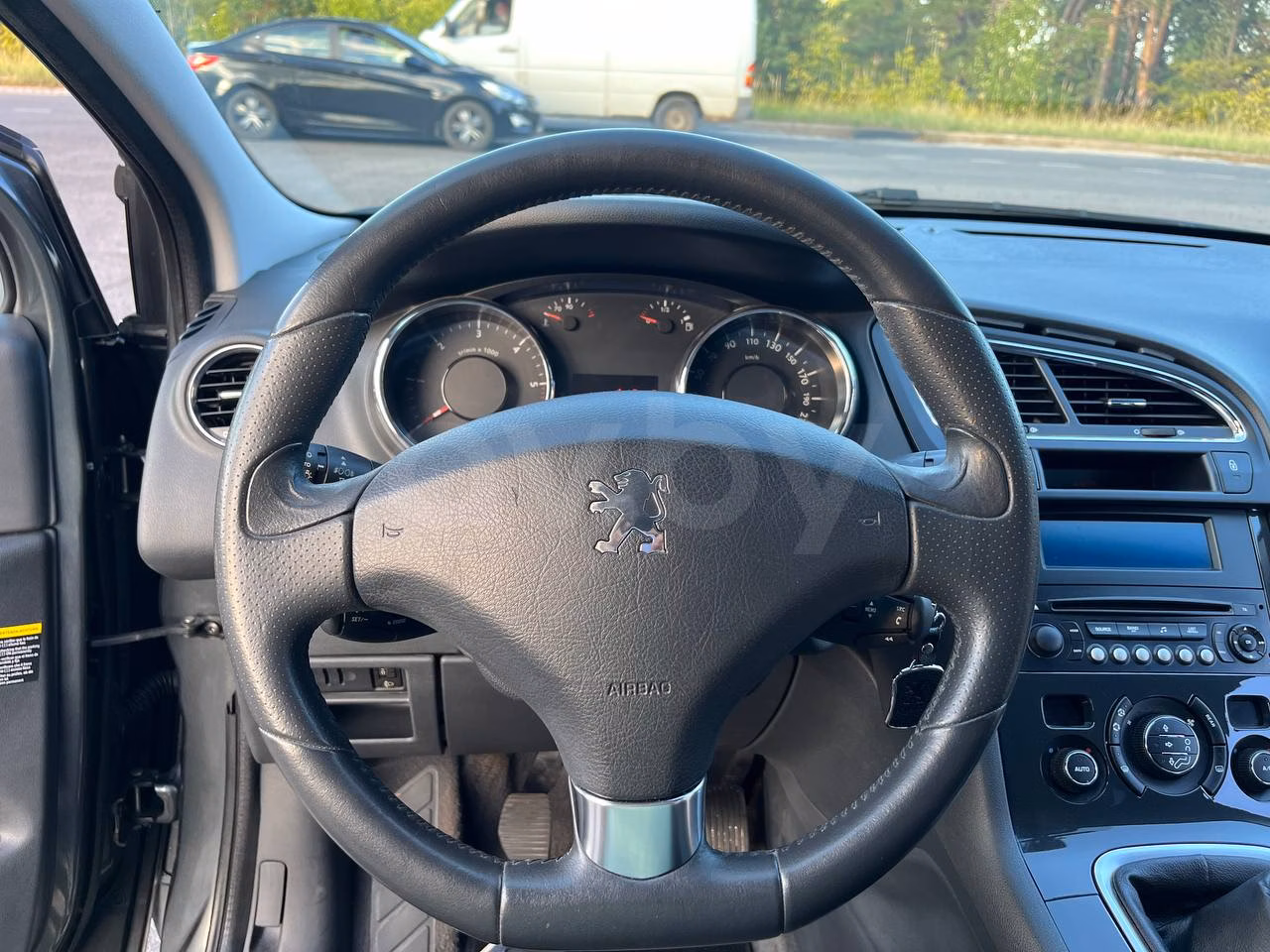 Peugeot 5008 фото 14