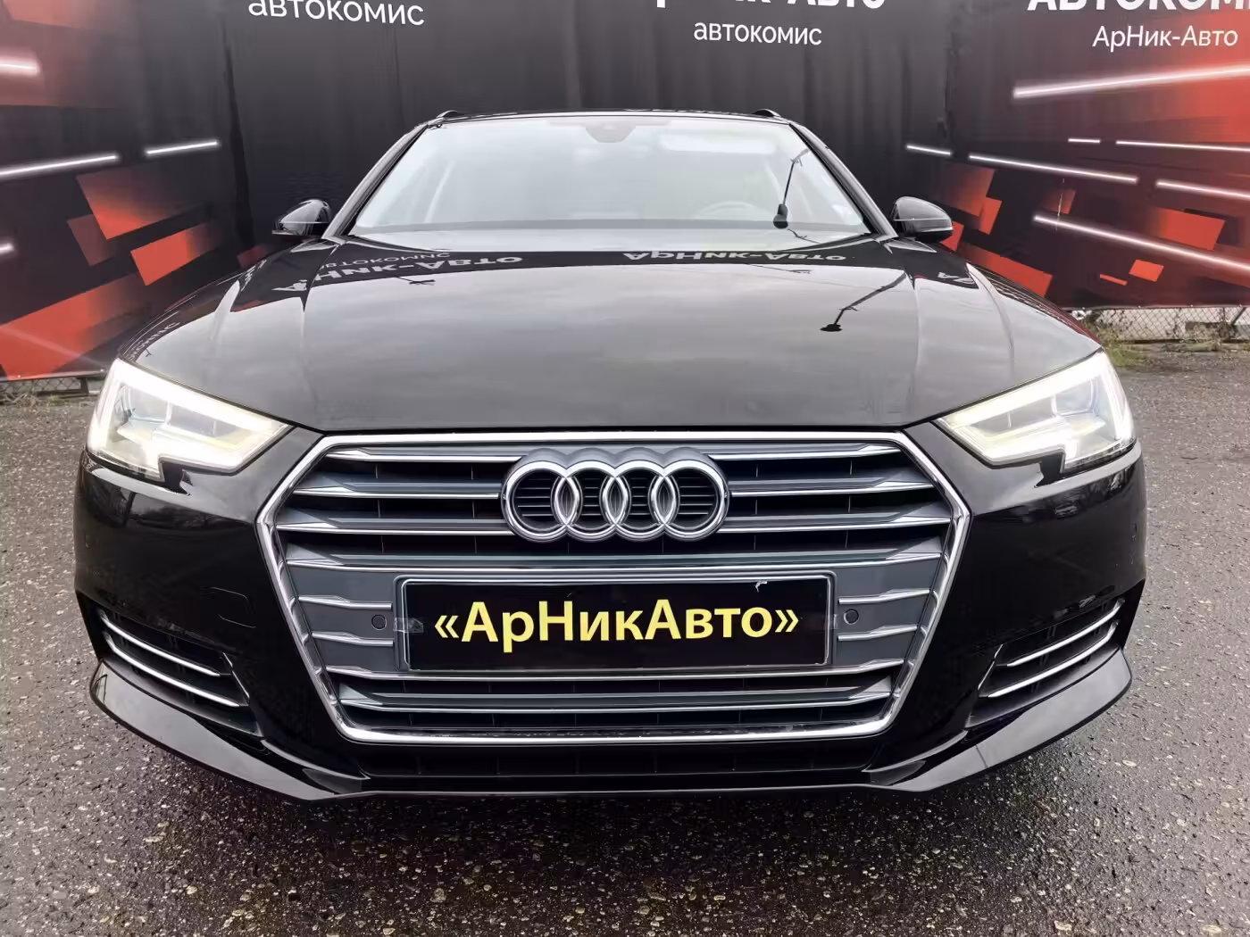 Audi A4 фото 3