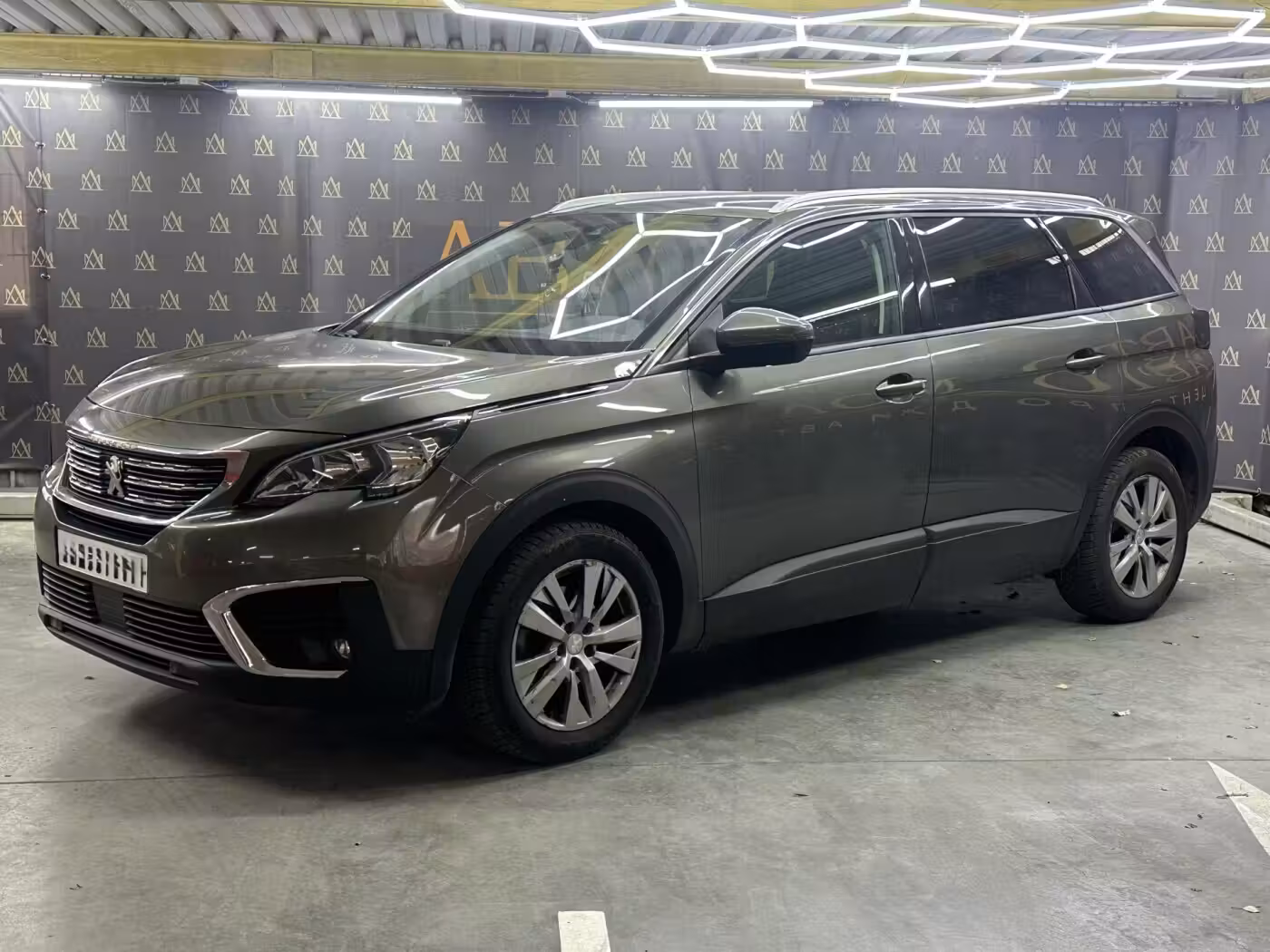 Peugeot 5008 фото 3