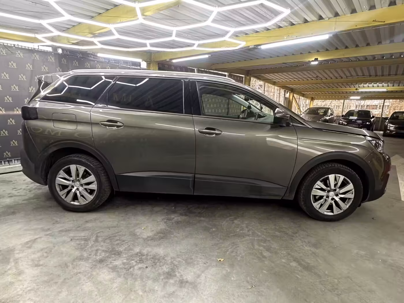 Peugeot 5008 фото 6