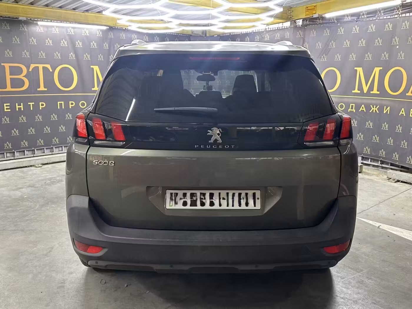 Peugeot 5008 фото 8