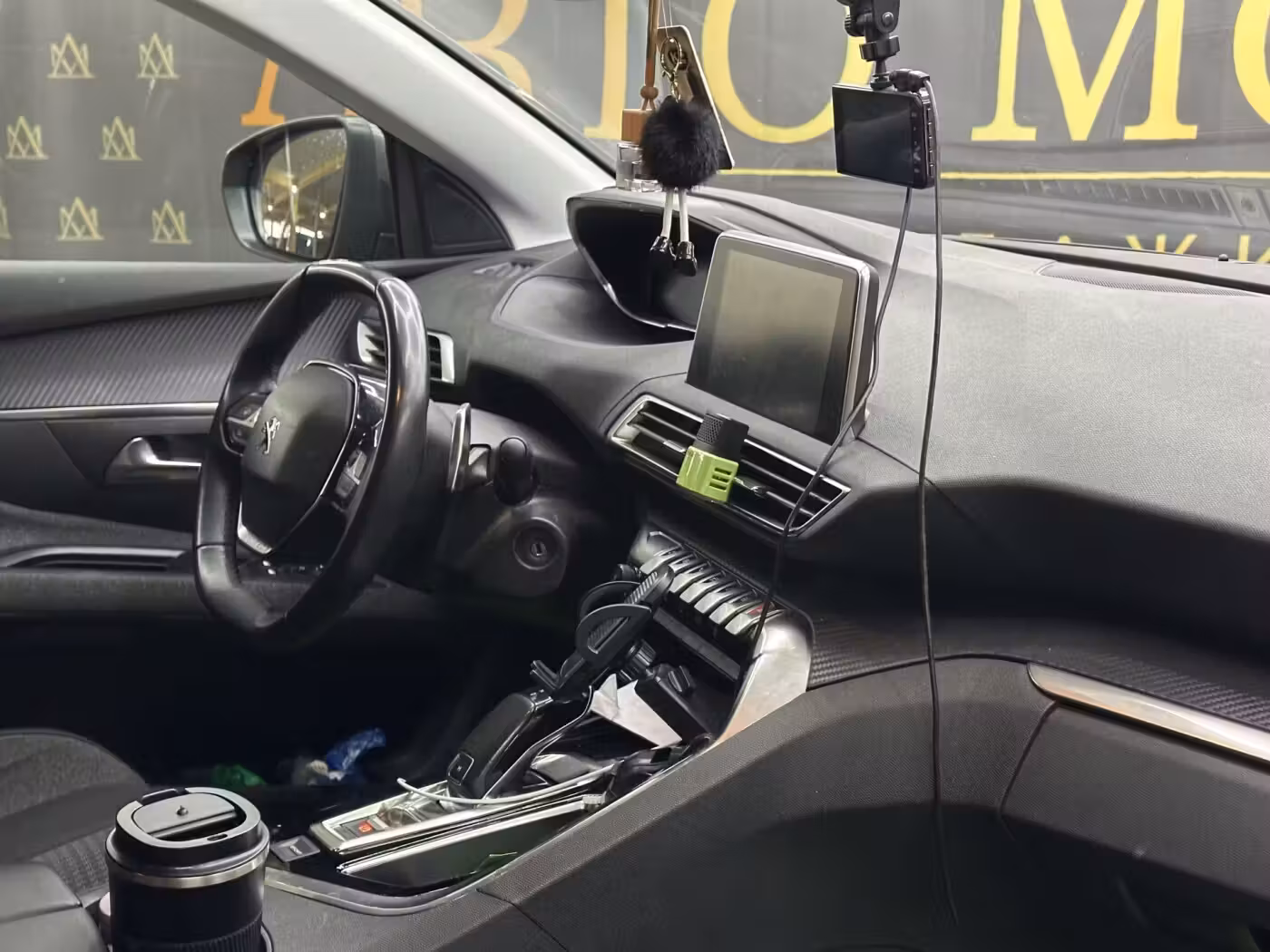 Peugeot 5008 фото 11