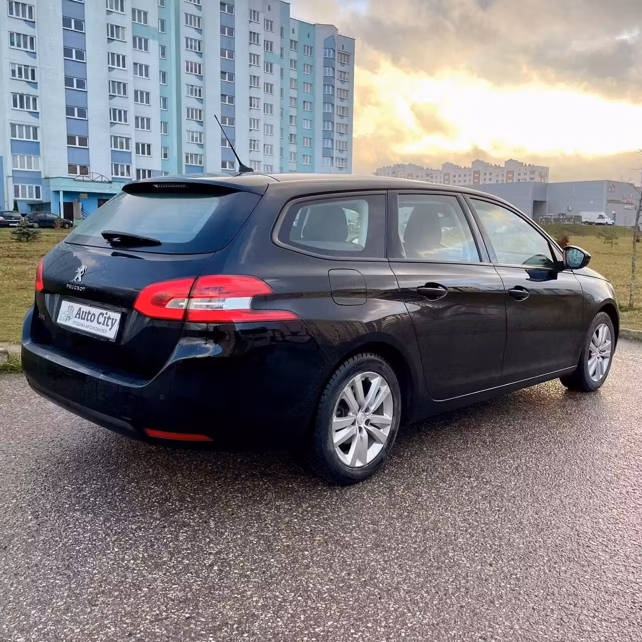 Peugeot 308 фото 4