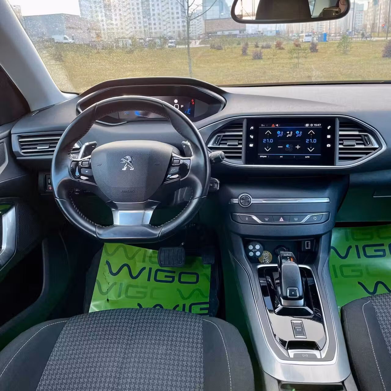 Peugeot 308 фото 12