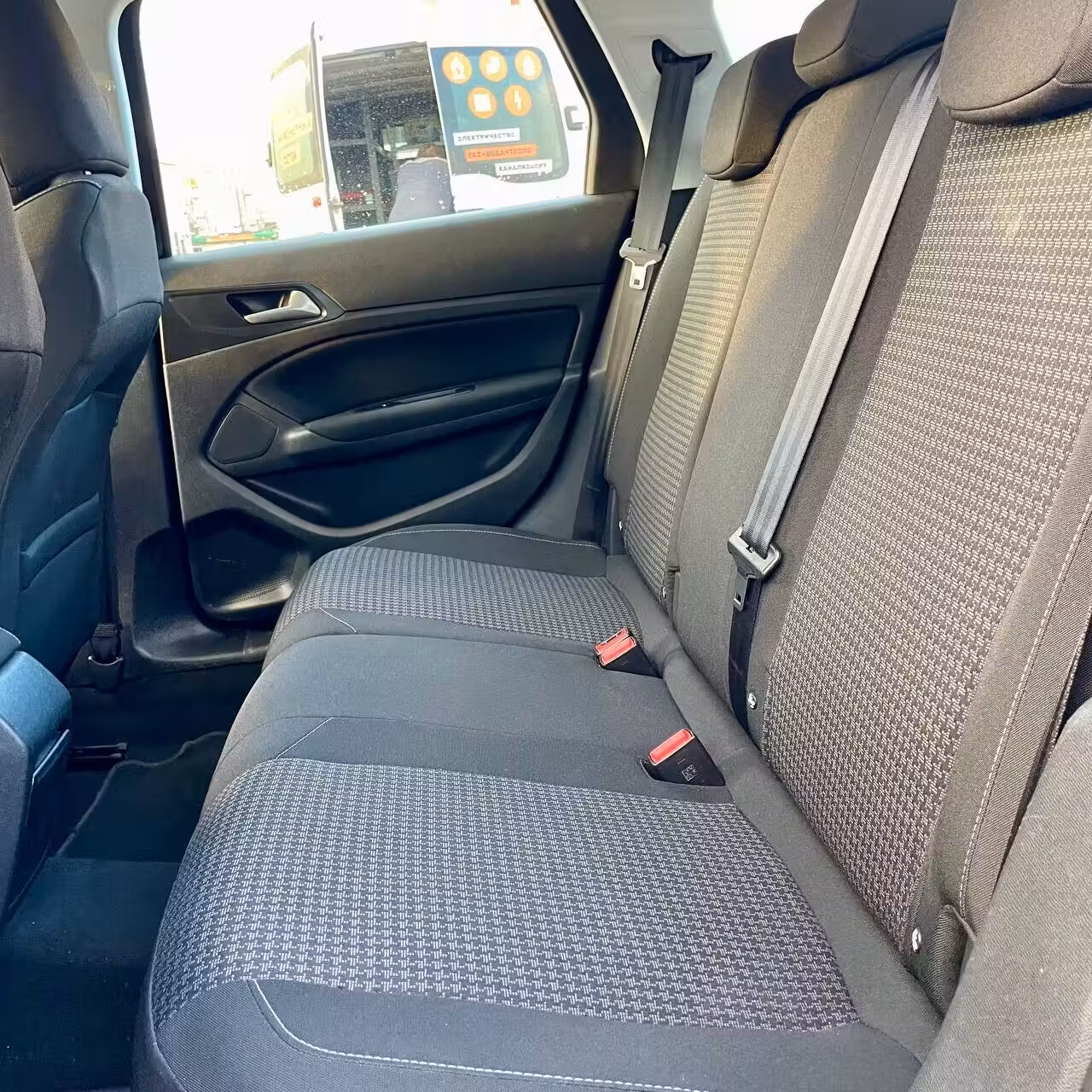 Peugeot 308 фото 14