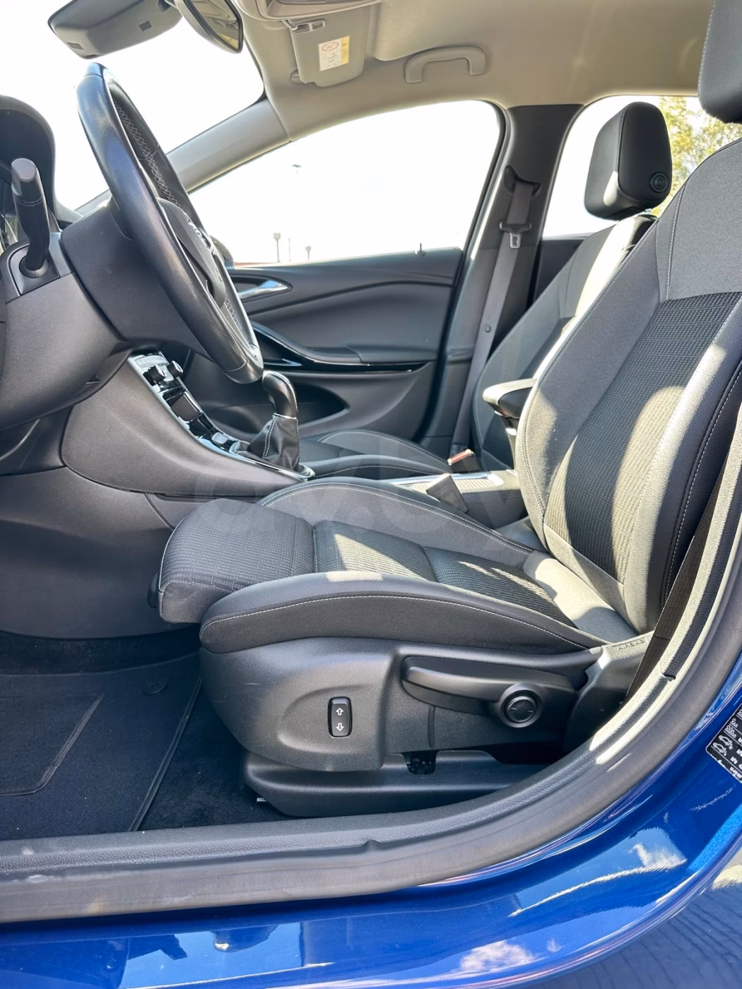 Opel Astra фото 17