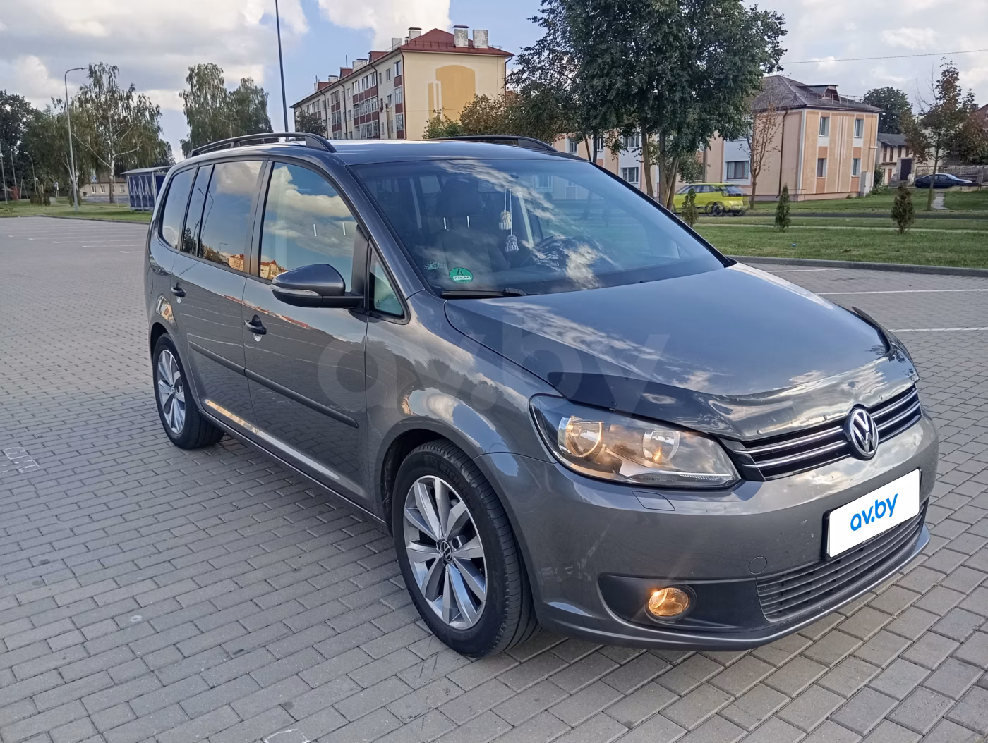 Volkswagen Touran фото 3