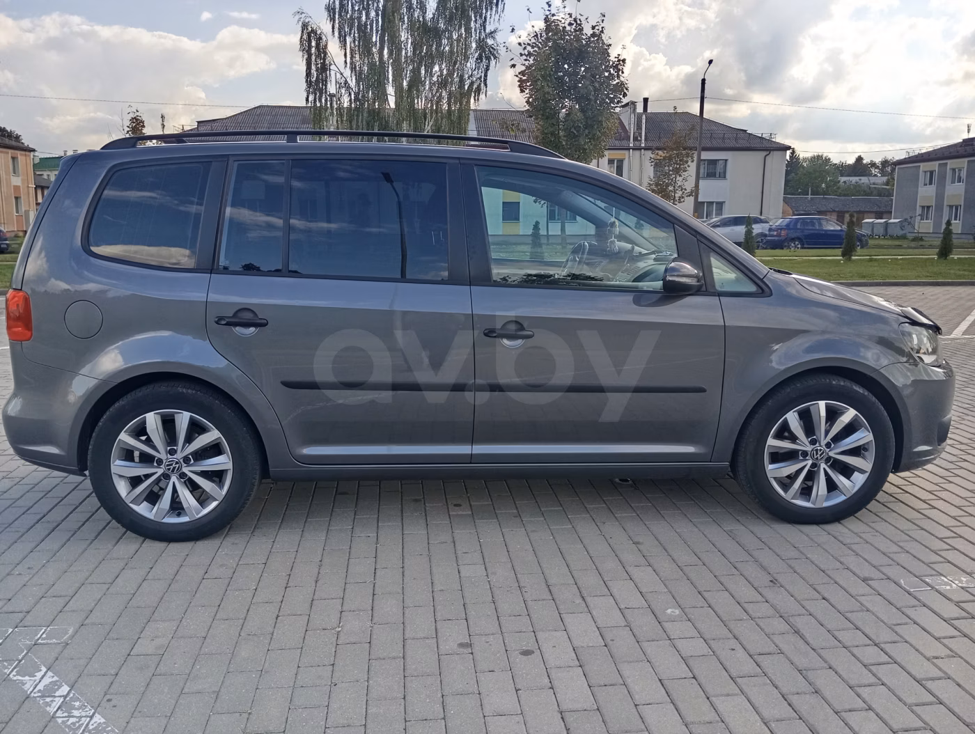Volkswagen Touran фото 5