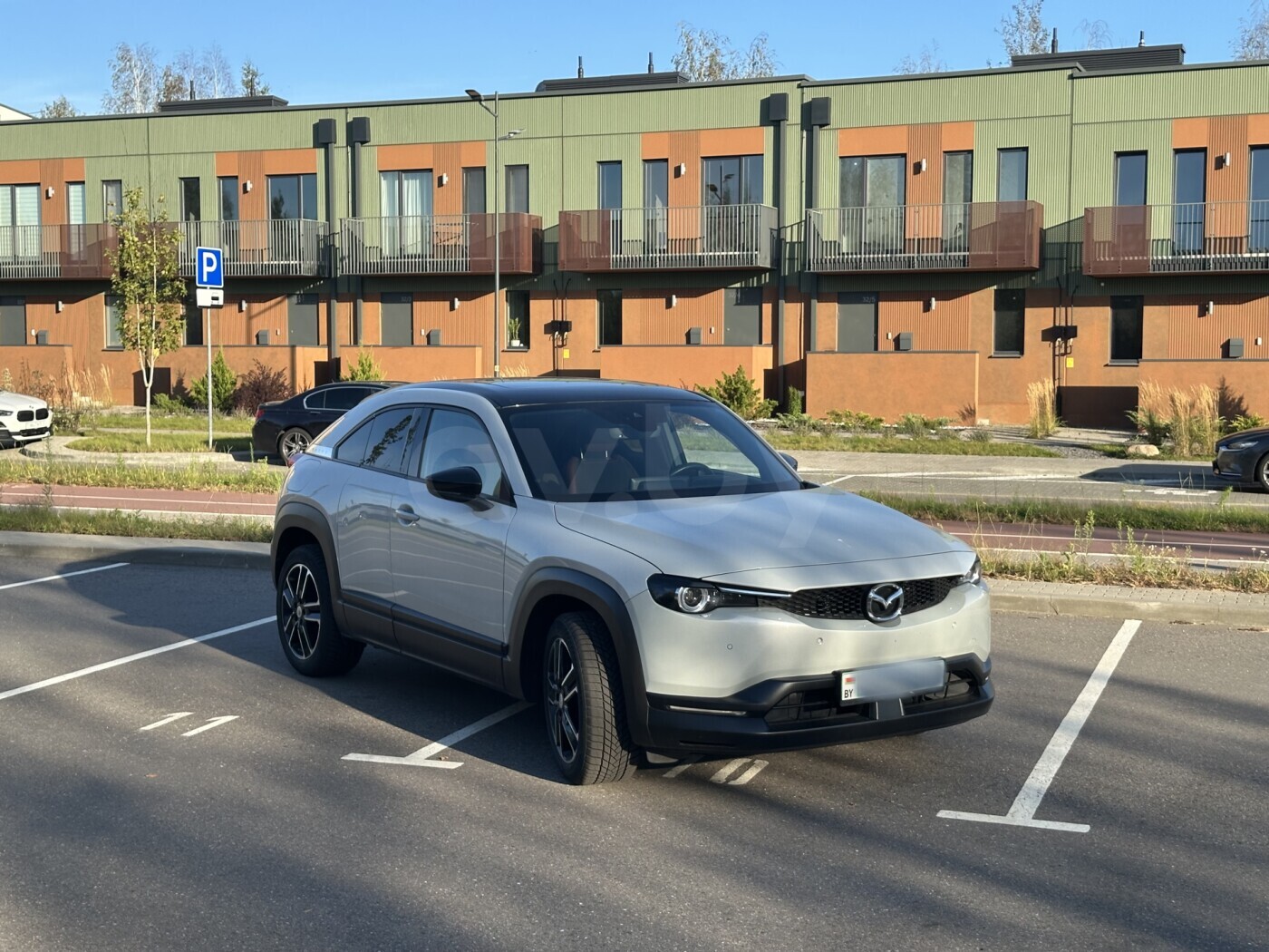 Mazda MX-30 фото 4