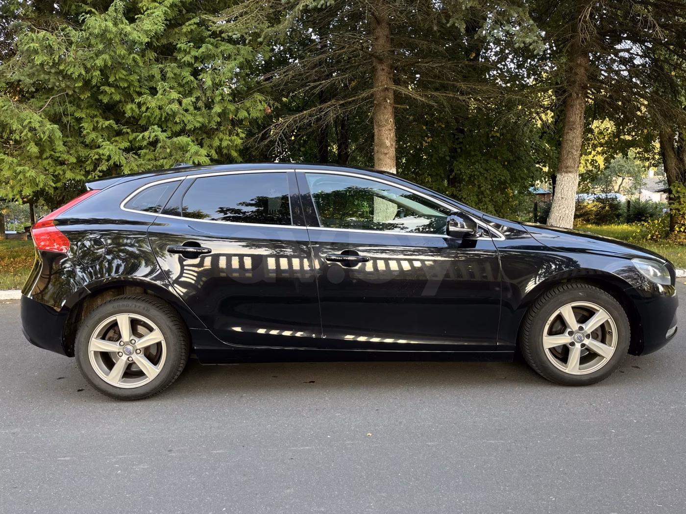 Volvo V40 фото 3