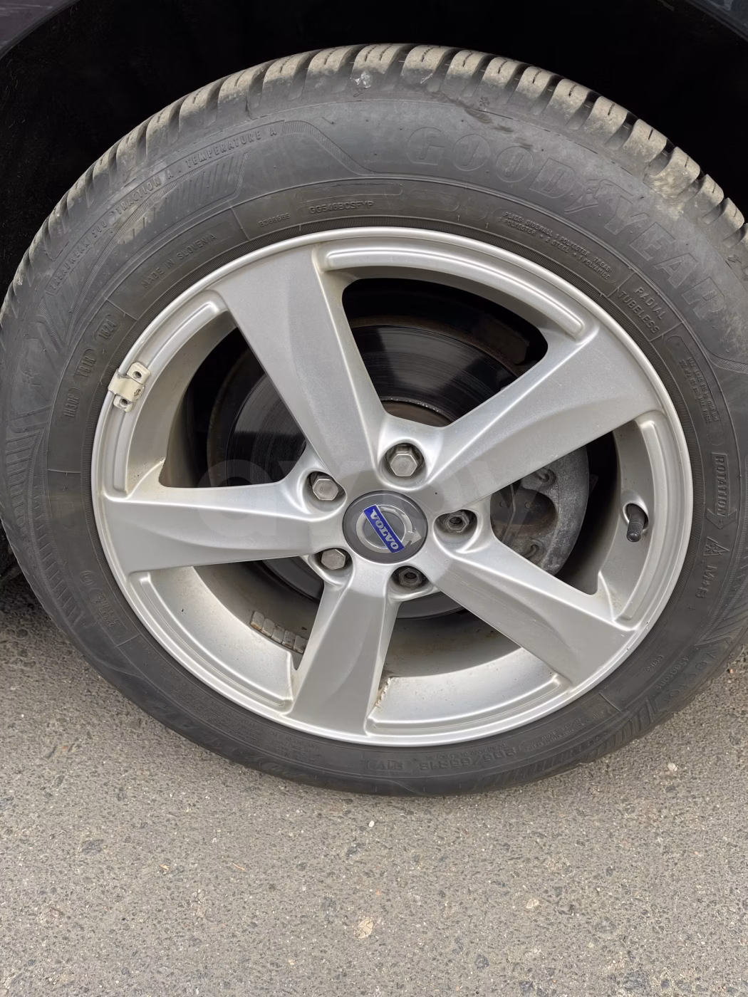 Volvo V40 фото 17
