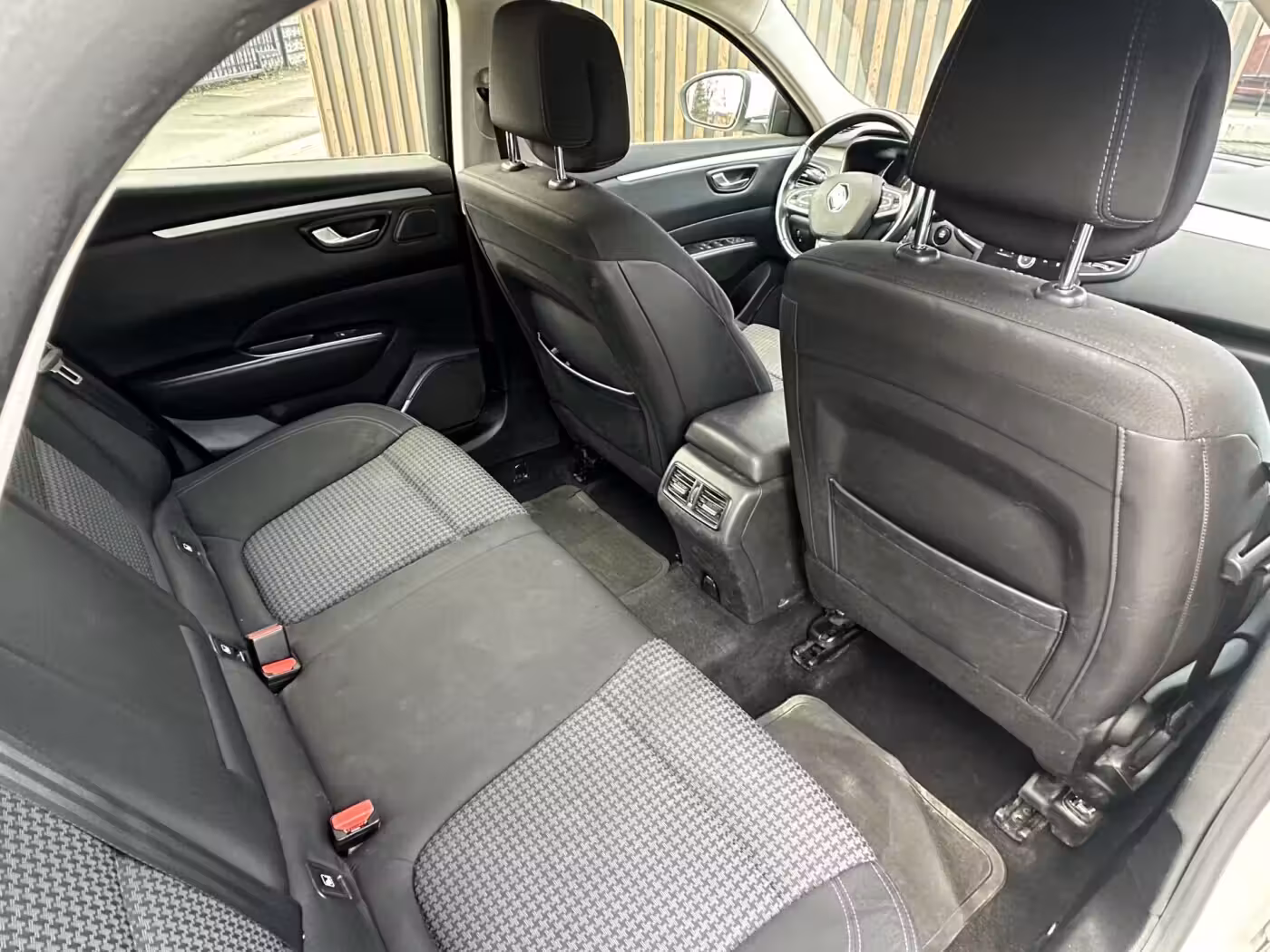 Renault Talisman фото 12