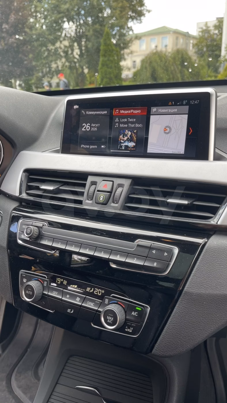 BMW X1 фото 12