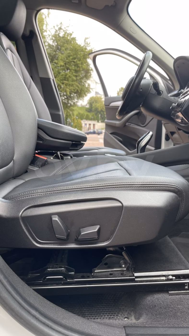 BMW X1 фото 16