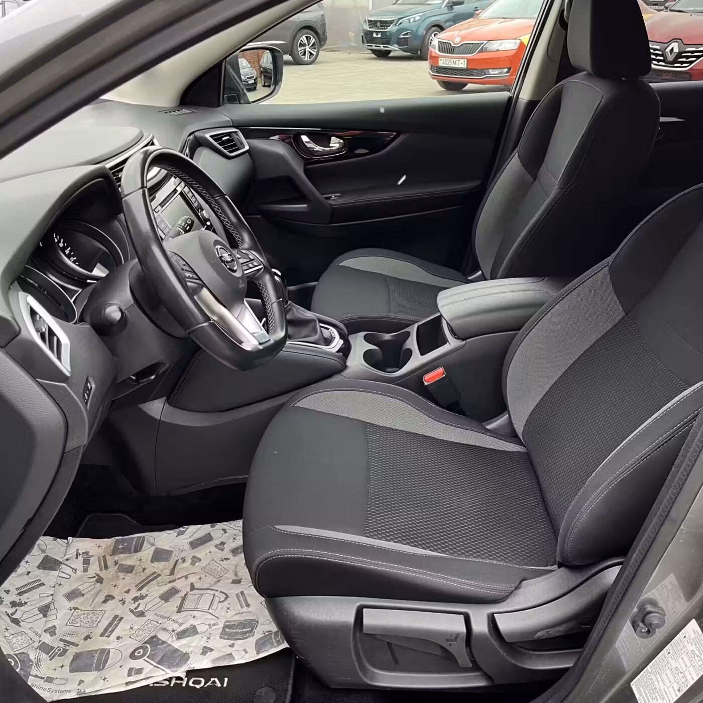Nissan Qashqai фото 9