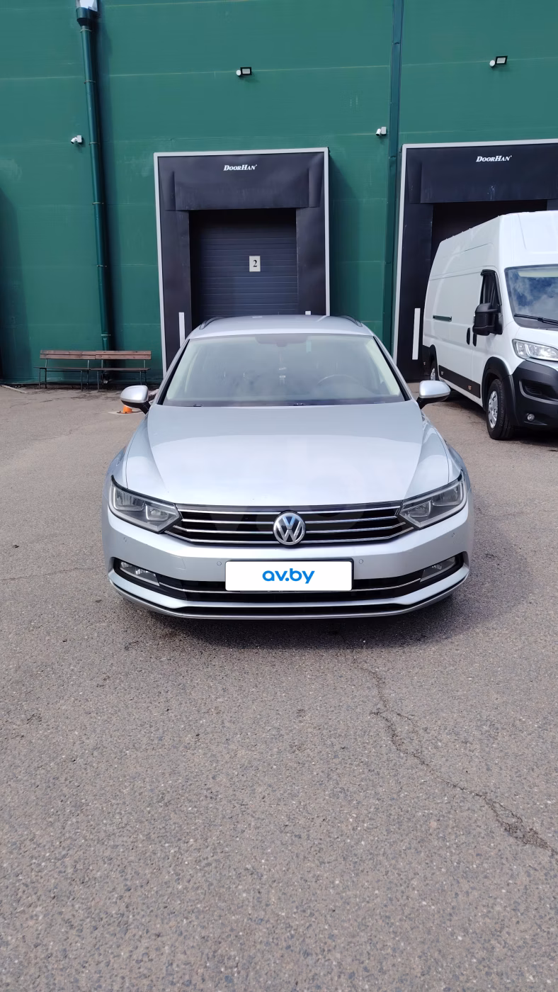 Volkswagen Passat фото 3