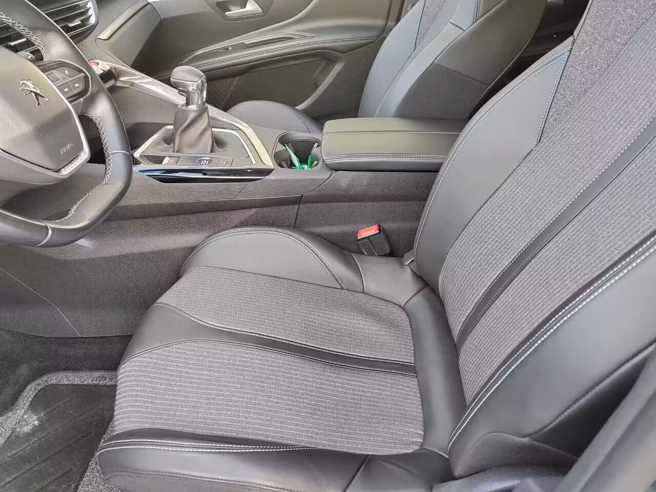 Peugeot 3008 фото 7