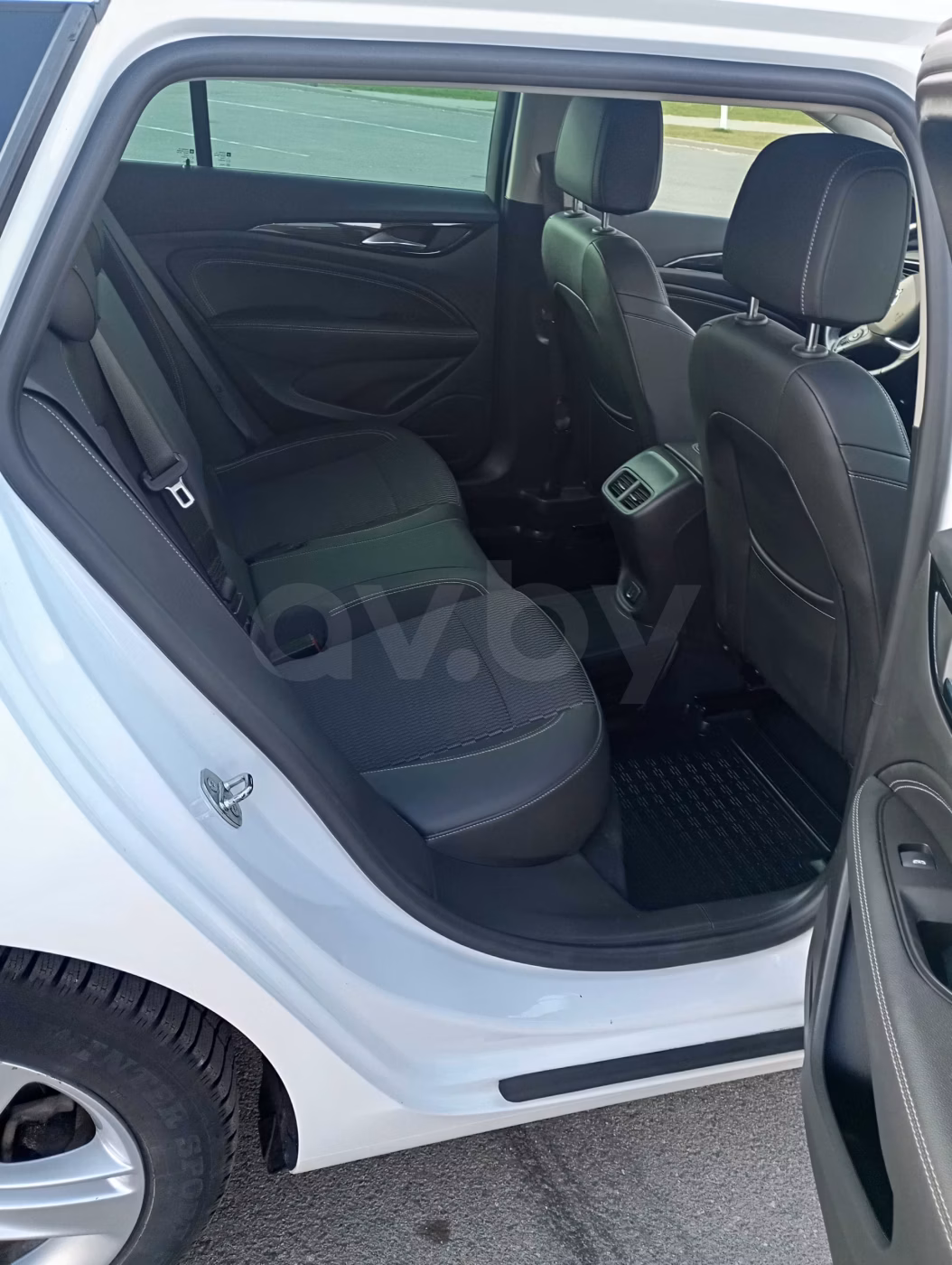 Opel Insignia фото 19