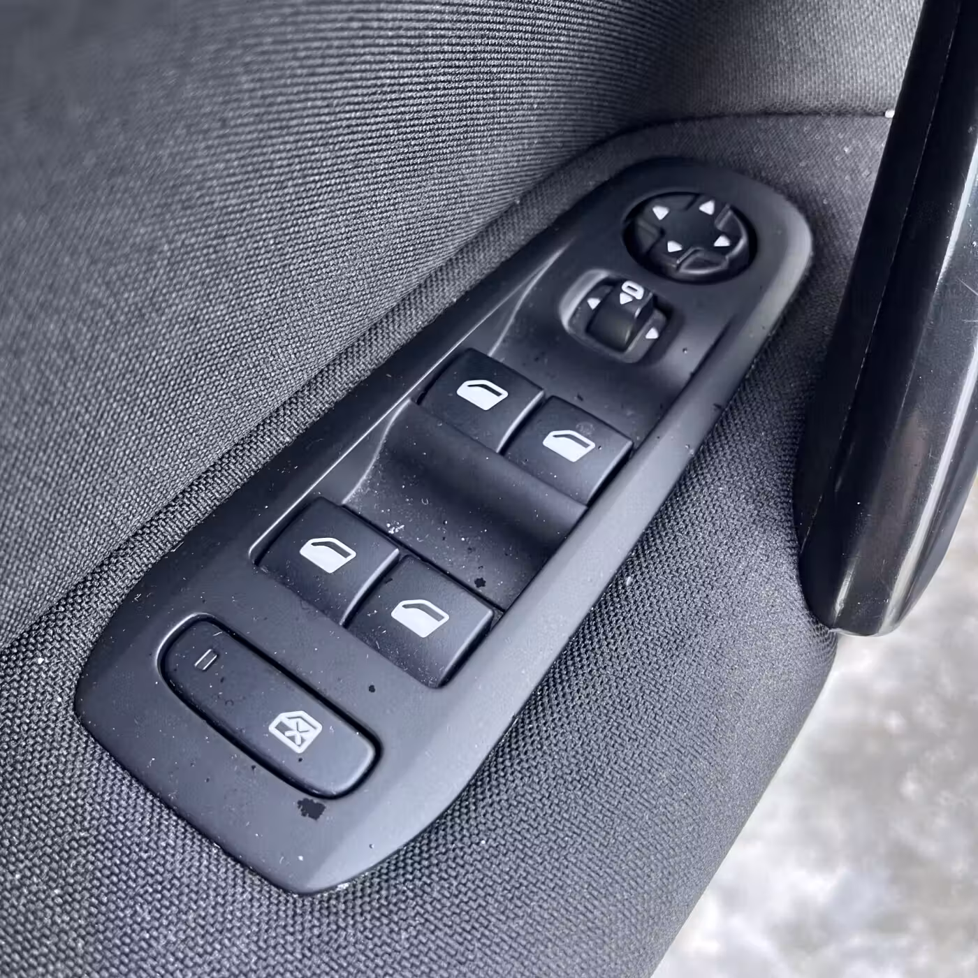 Peugeot 308 фото 9