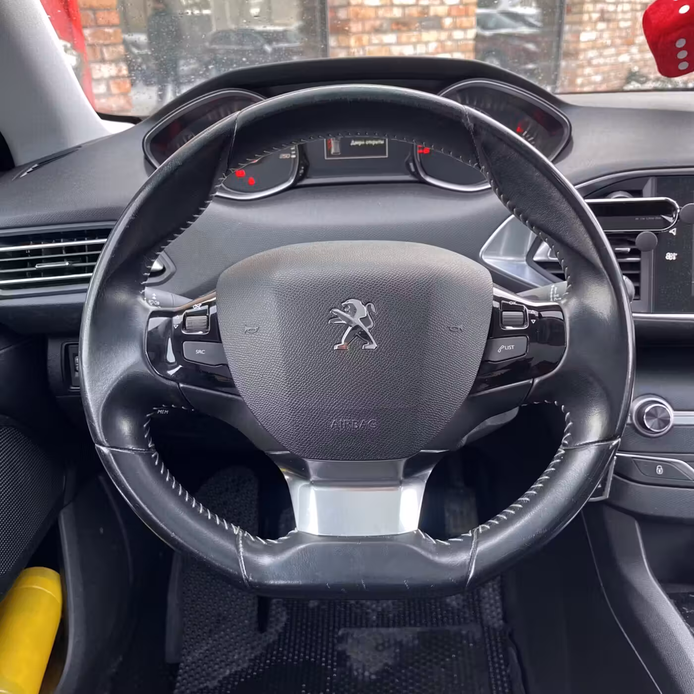 Peugeot 308 фото 18