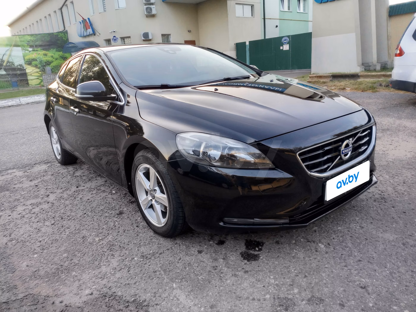 Volvo V40
