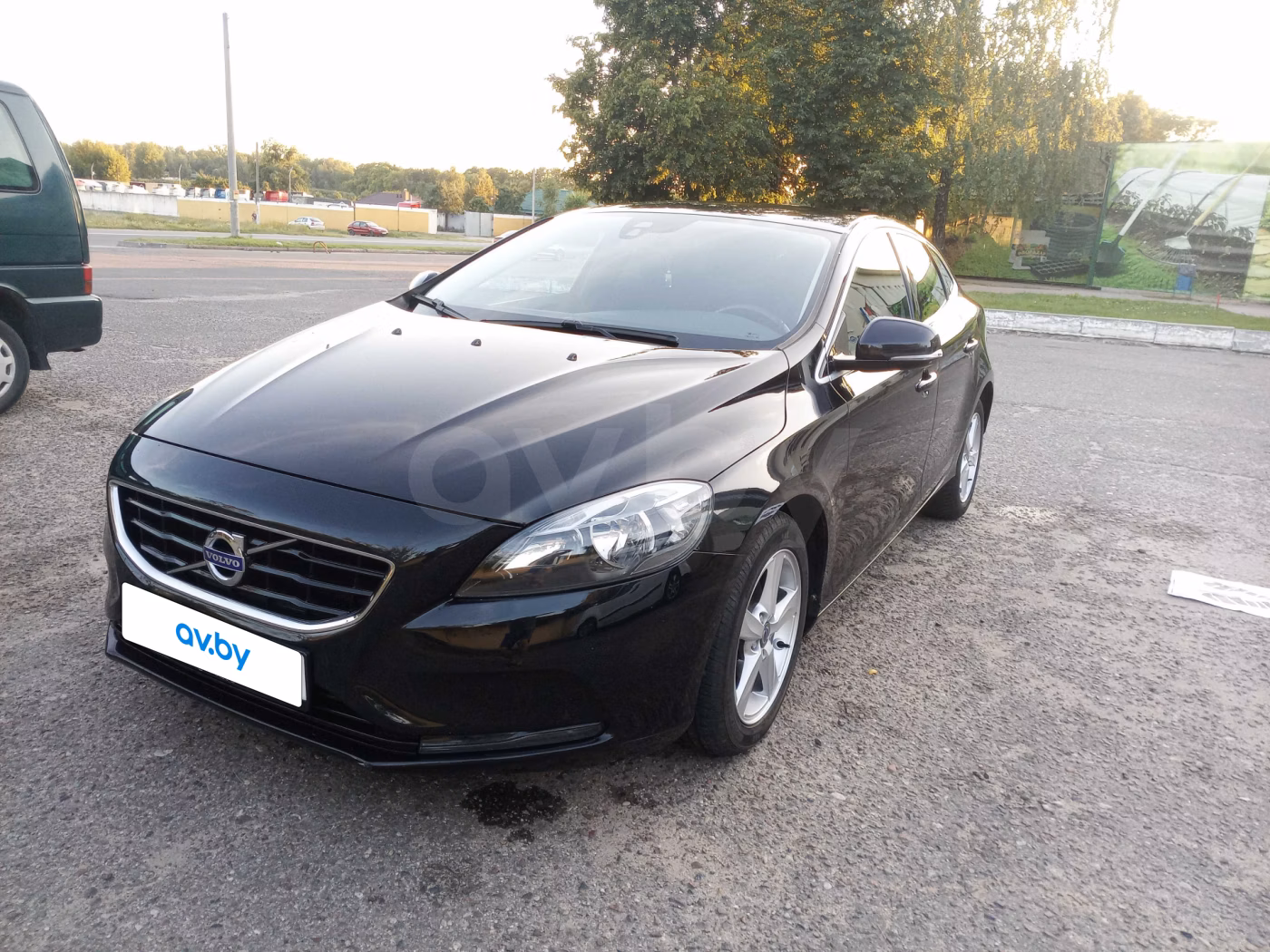 Volvo V40 фото 2