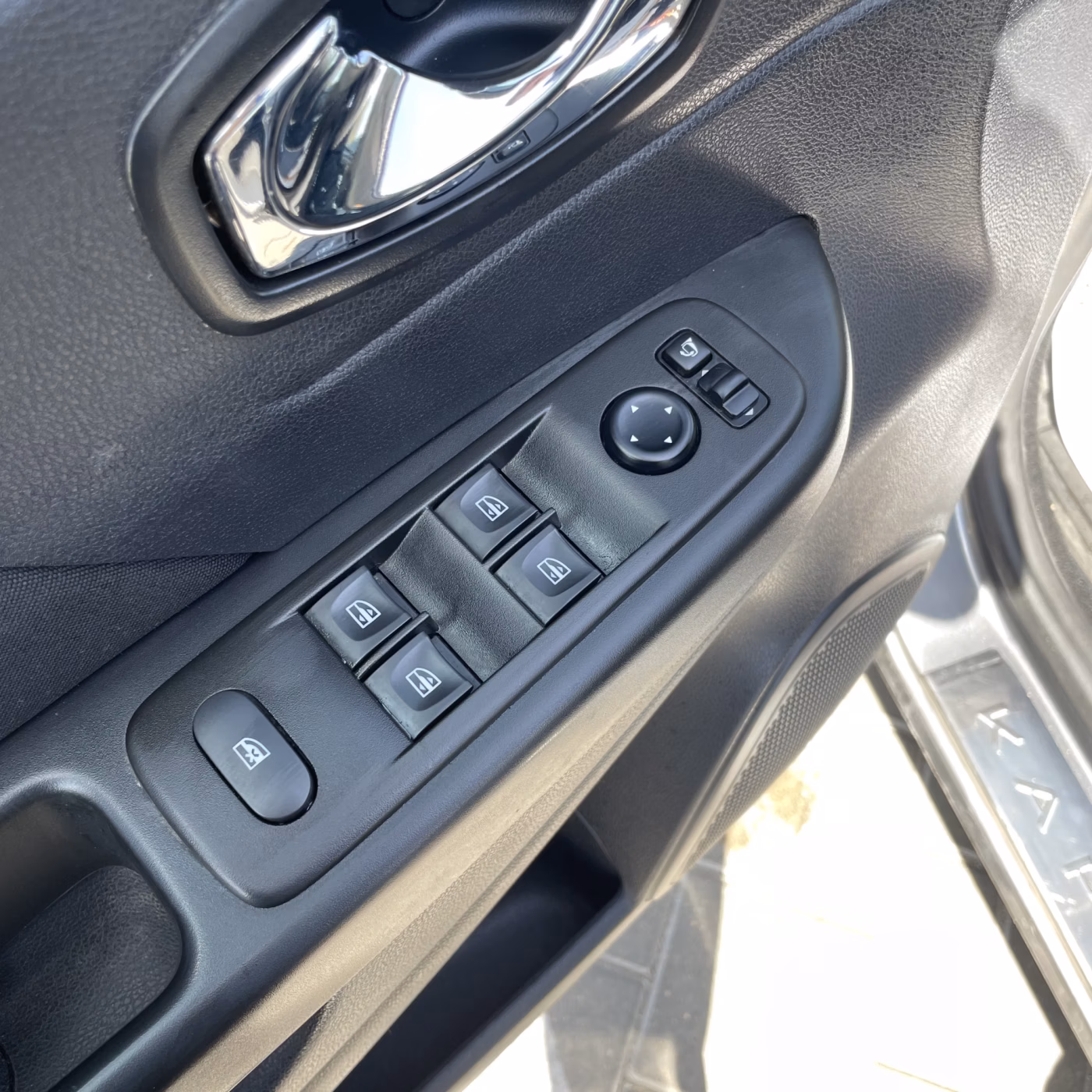 Renault Kaptur фото 11