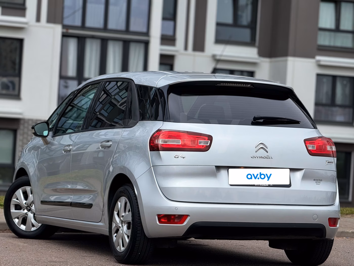 Citroen C4 Picasso фото 6