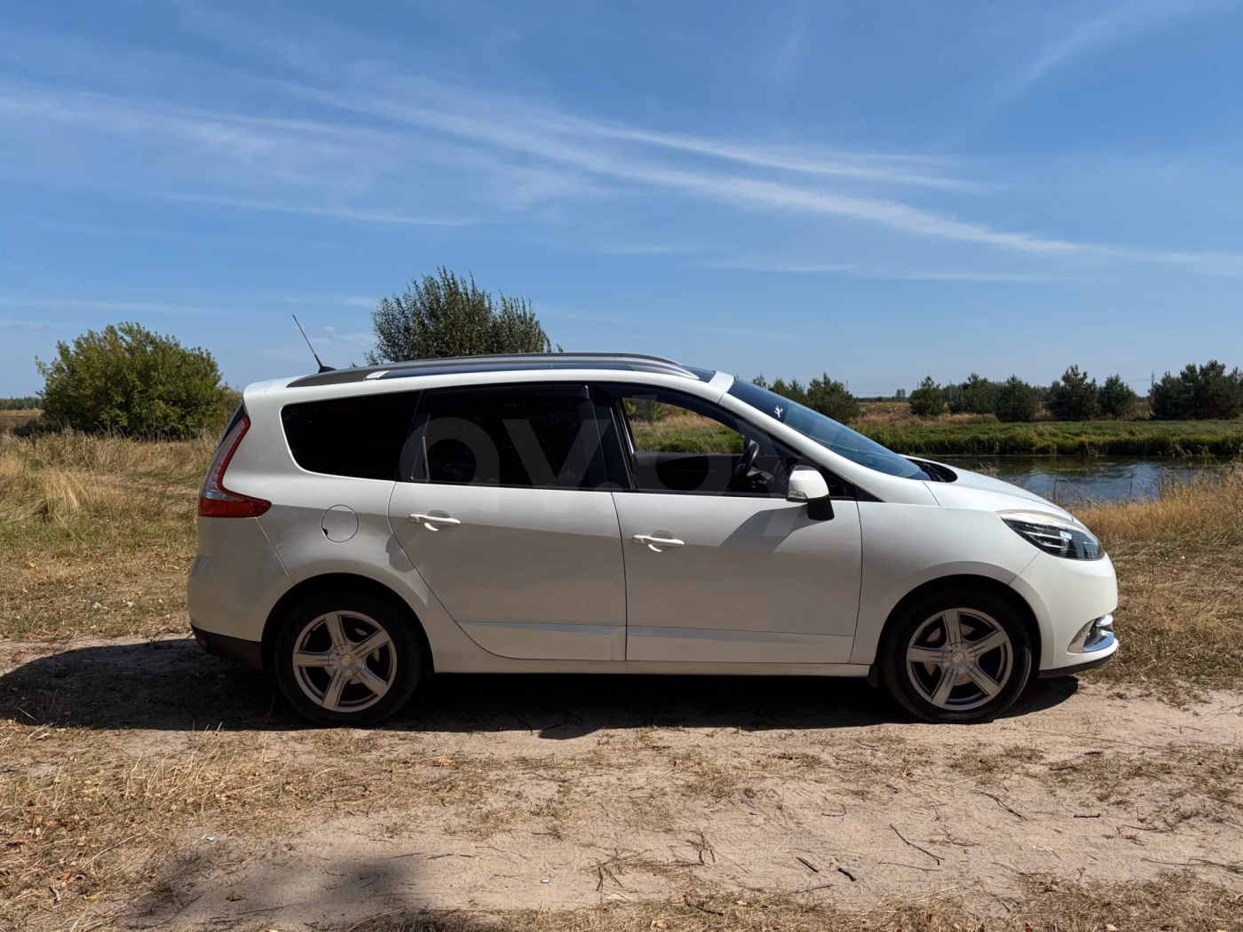 Renault Grand Scenic фото 8