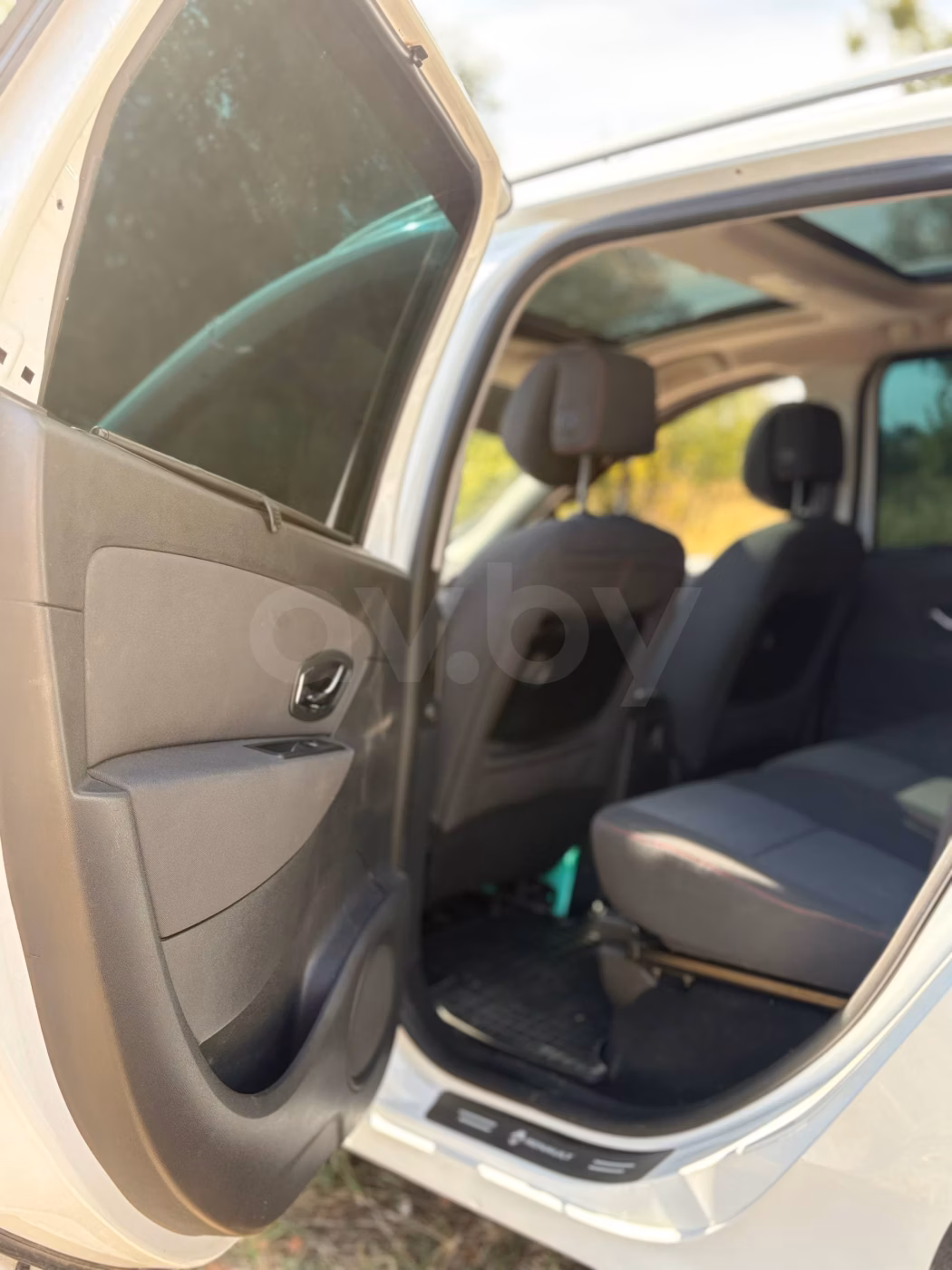 Renault Grand Scenic фото 12