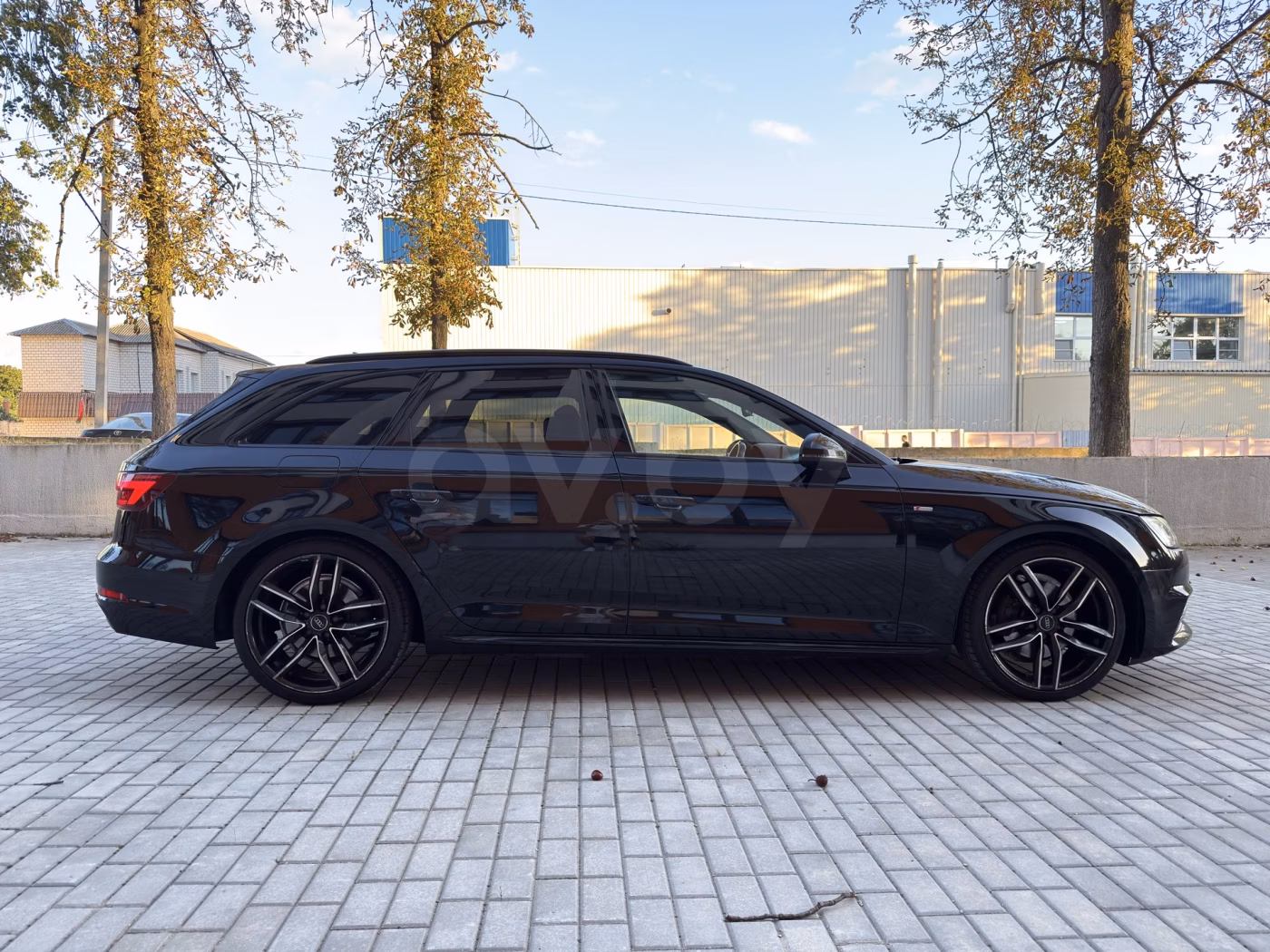 Audi A4 фото 6