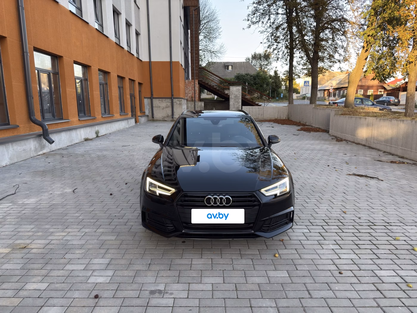 Audi A4 фото 10