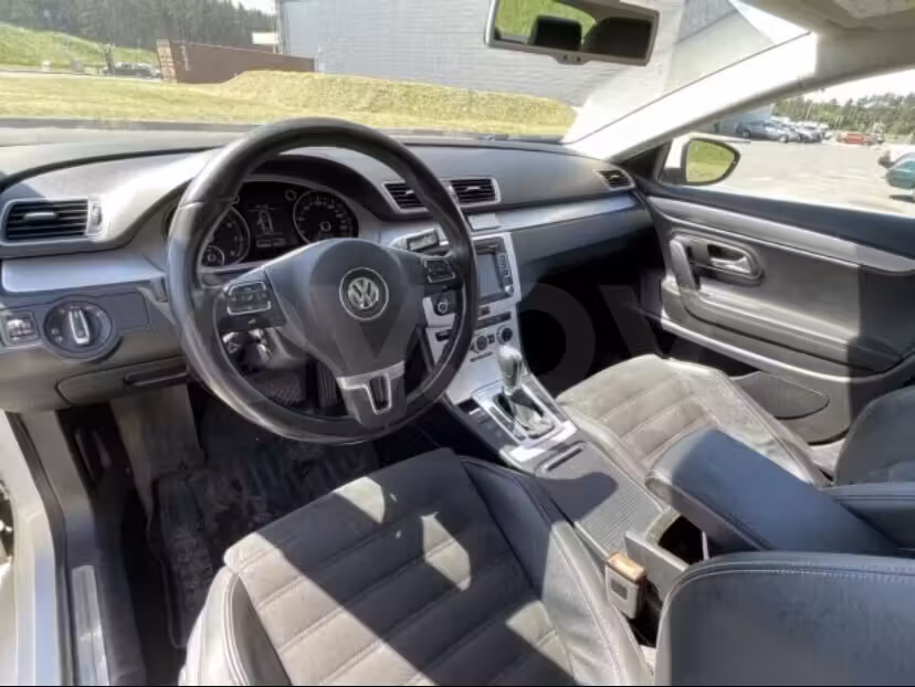Volkswagen Passat CC фото 8