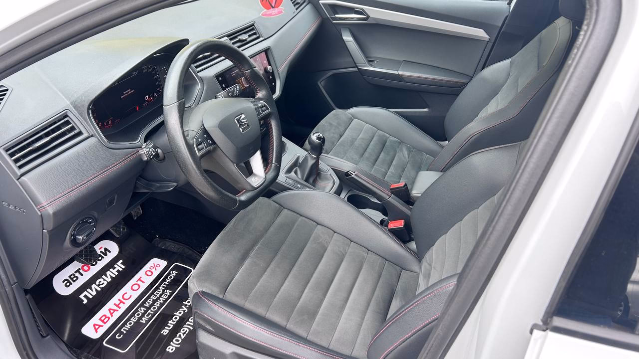 SEAT Ibiza фото 9