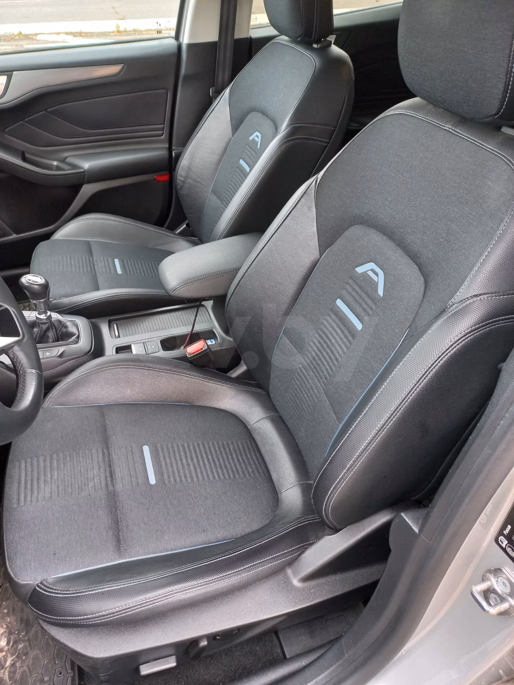 Ford Focus фото 7