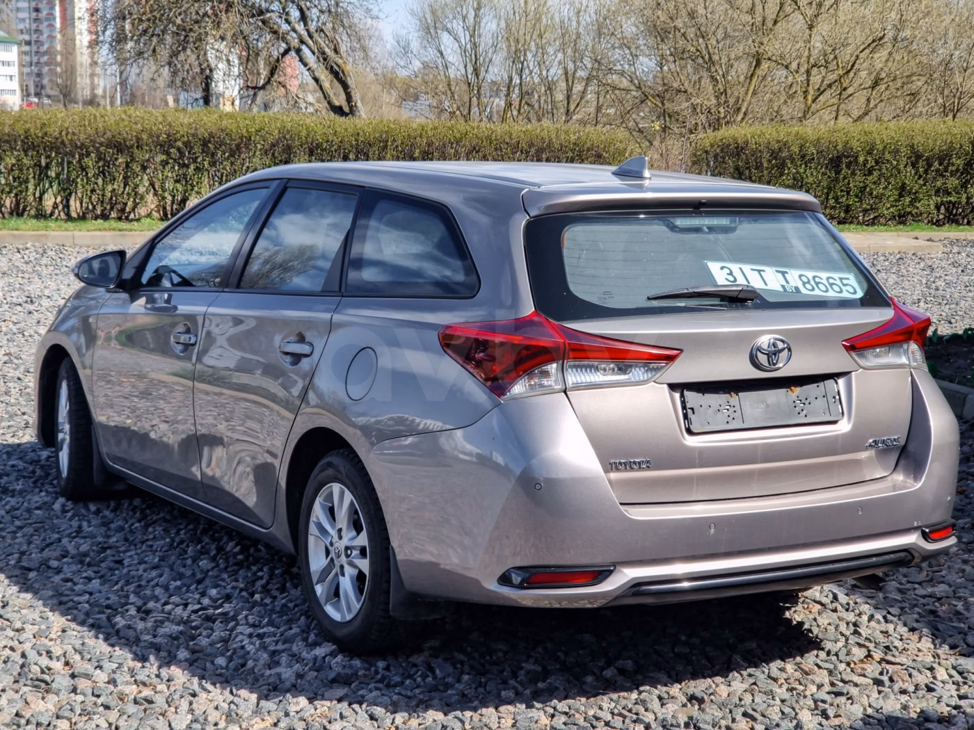 Toyota Auris фото 5