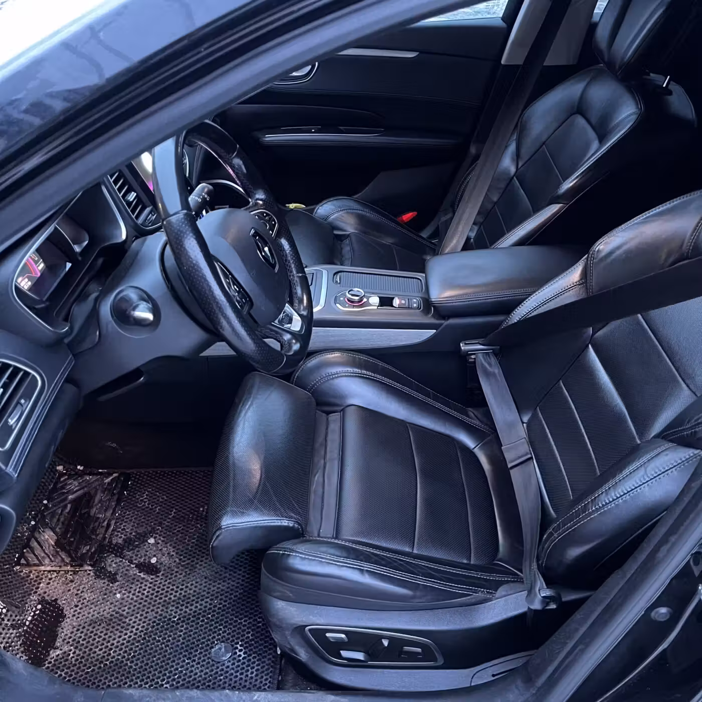 Renault Talisman фото 12