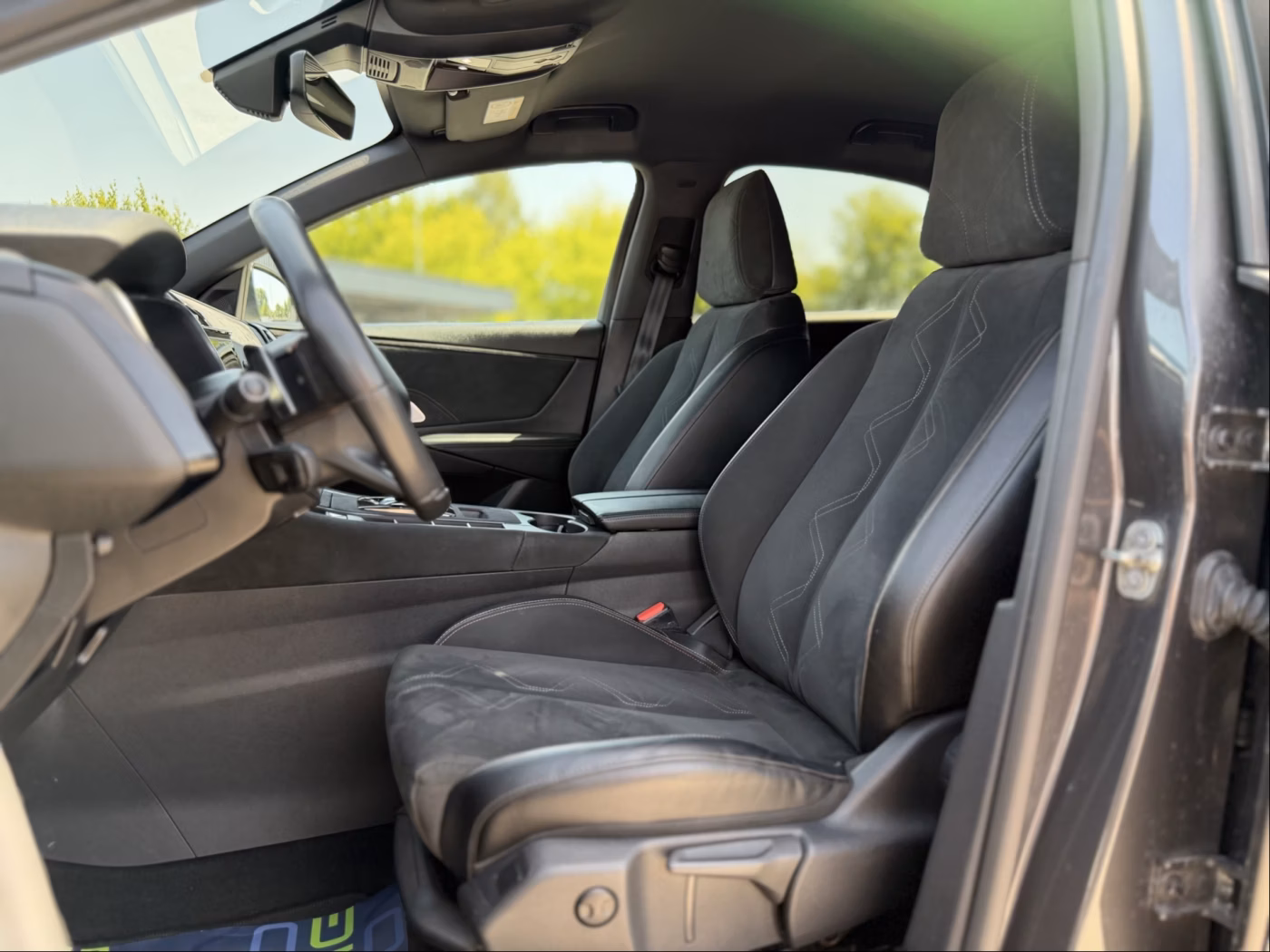 DS 7 Crossback фото 18
