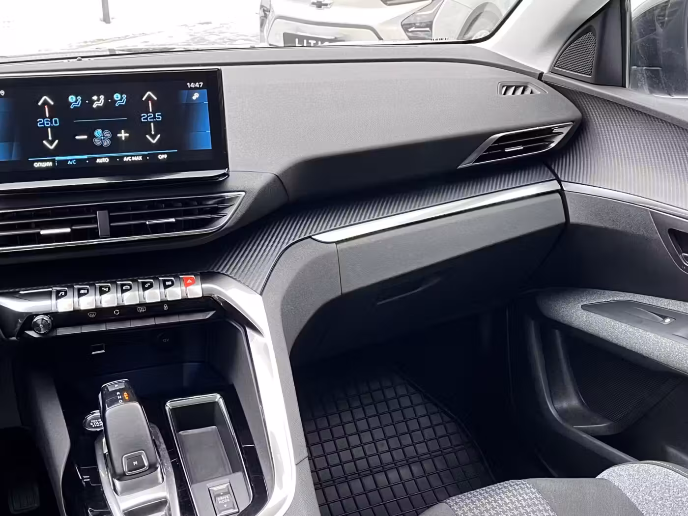 Peugeot 3008 фото 15