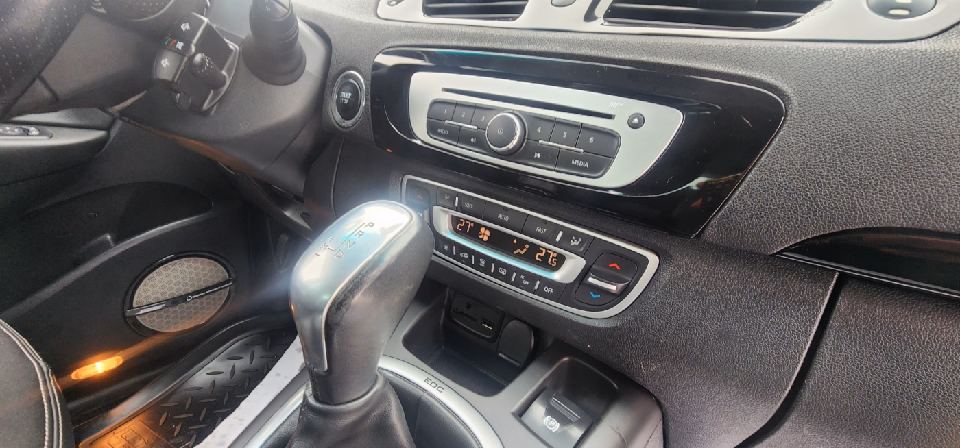Renault Scenic фото 7