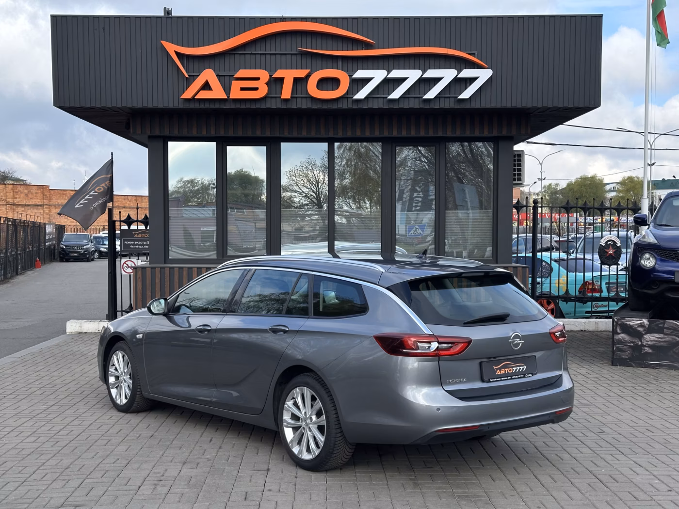 Opel Insignia фото 4