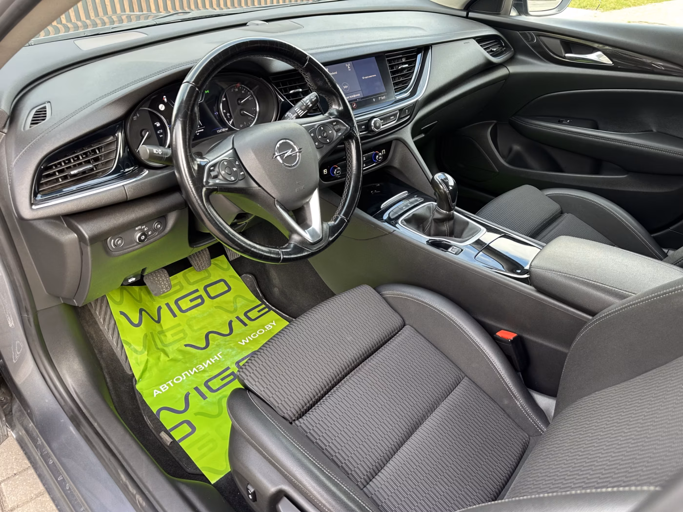 Opel Insignia фото 7