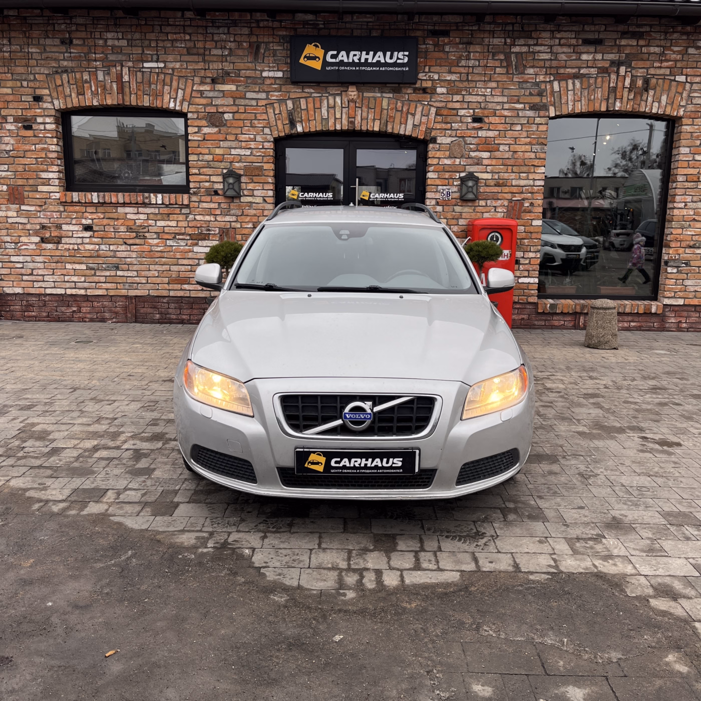 Volvo V70 фото 2