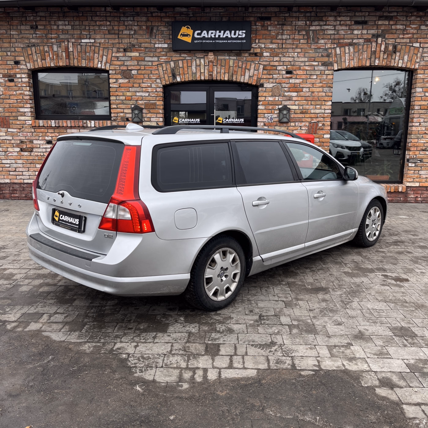 Volvo V70 фото 6